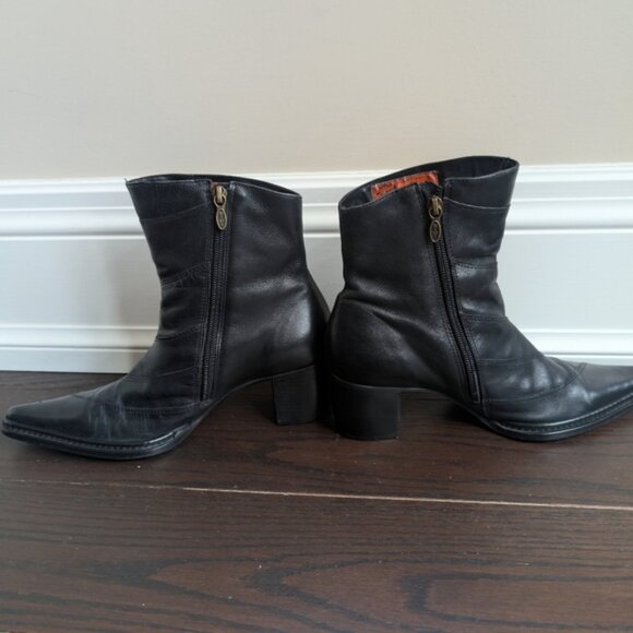 Harley Davidson Black Ankle Boots - Picture 7 of 9
